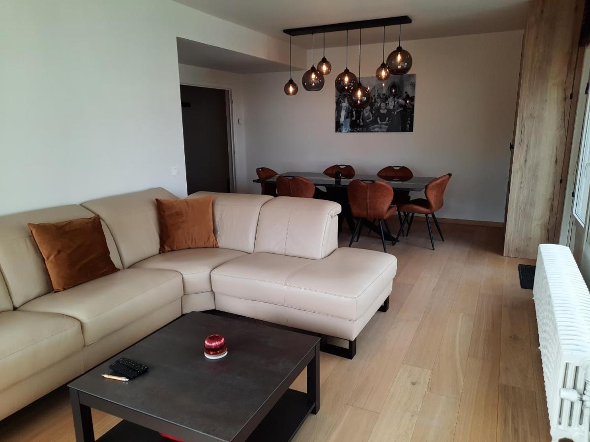 Lichtrijk En Comfortabel Hoekappartement Met Gratis Parking En Zeer Centraal Gelegen - Comme Chez Soi 奥斯滕德 外观 照片