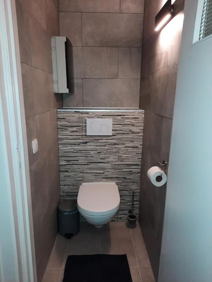 Lichtrijk En Comfortabel Hoekappartement Met Gratis Parking En Zeer Centraal Gelegen - Comme Chez Soi 奥斯滕德 外观 照片
